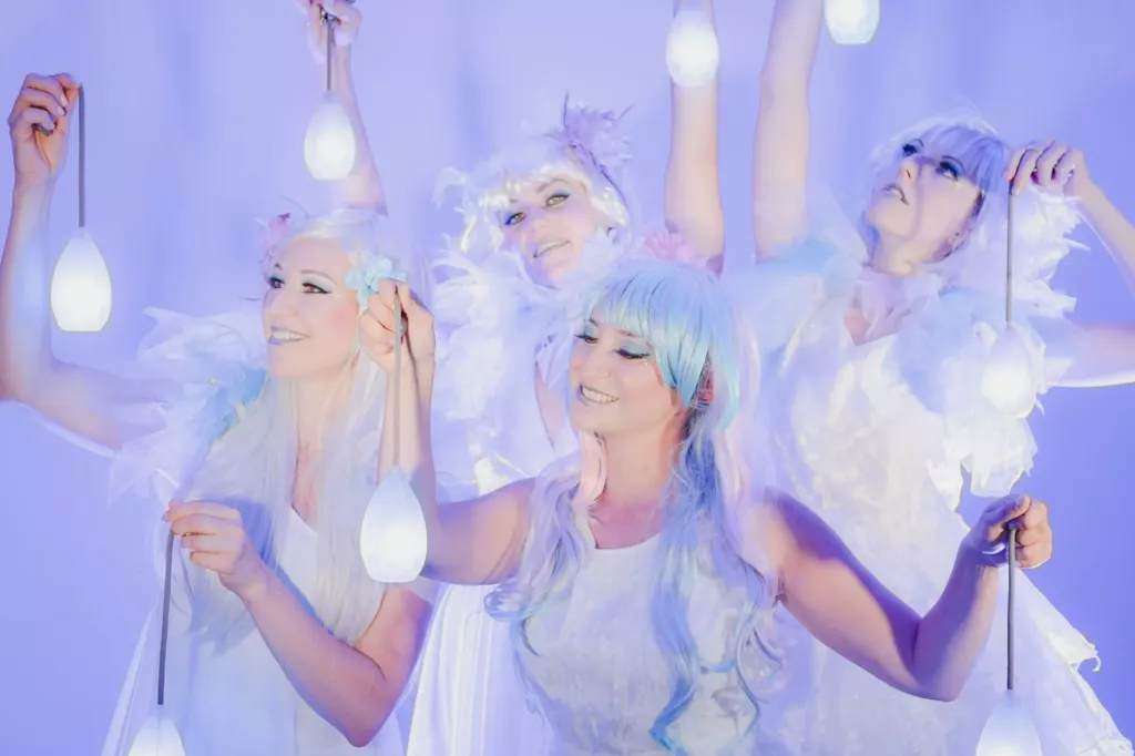 Danseuses du spectacle Féerie